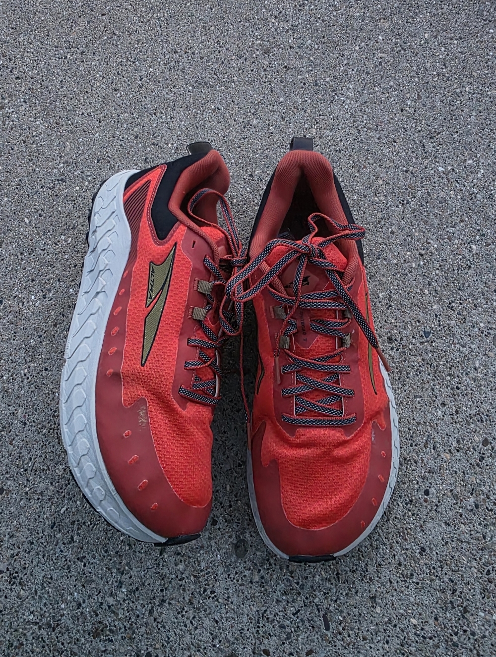 Altra Men's Outroad 2 Sneaker Size  10